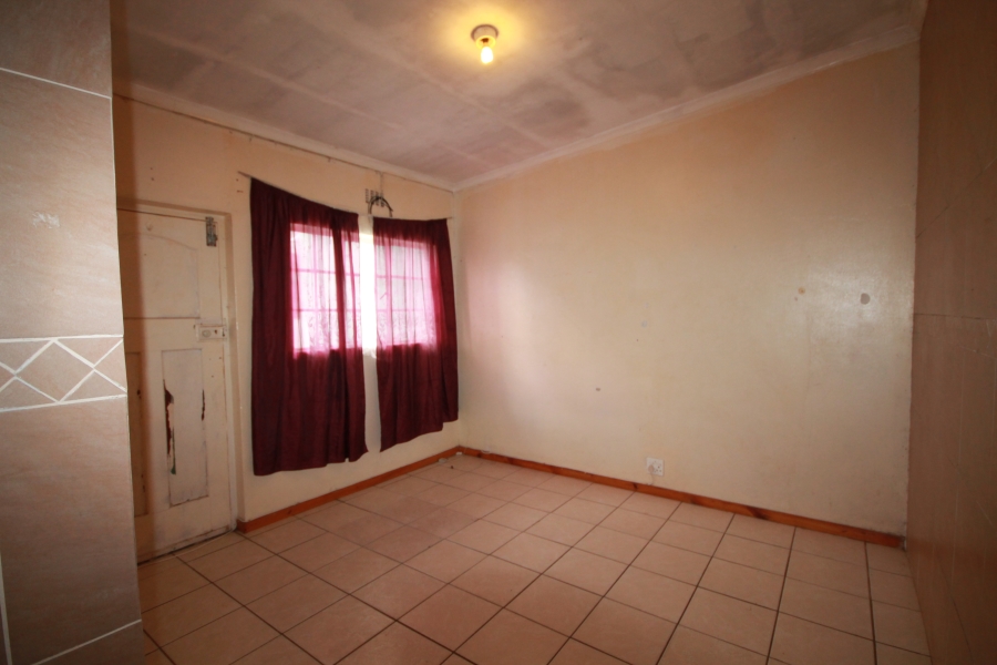 3 Bedroom Property for Sale in Lavender Hill Western Cape